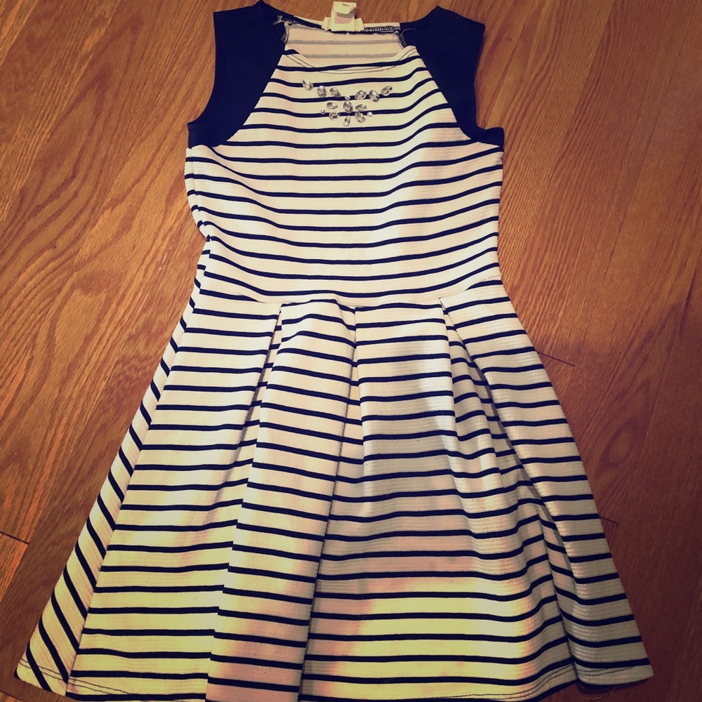 Girl dress